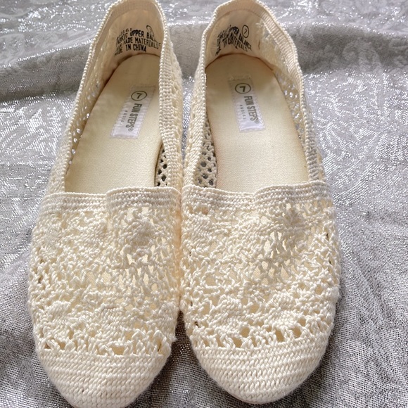Shoes - Ivory Flats💐crochet 💐
